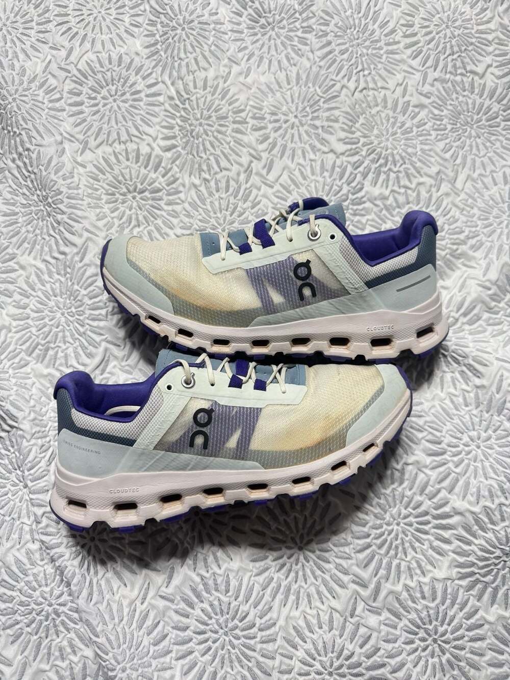 On Running Cloudvista Women's 9 Trail Running Shoes Purple